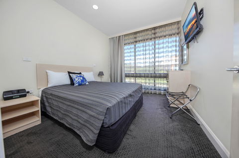 Belconnen Way Motel And Serviced Apartments - Taree Accommodation 3