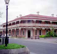 Jens Town Hall Hotel - Taree Accommodation