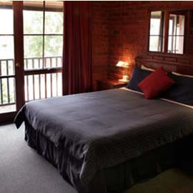 Armour Motor Inn - Taree Accommodation 1
