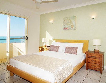 Airlie Beach QLD Taree Accommodation