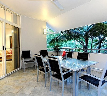 Palm Cove QLD Taree Accommodation