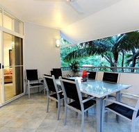 Oasis At Palm Cove - Taree Accommodation