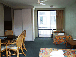 Club Surfers - Taree Accommodation 1