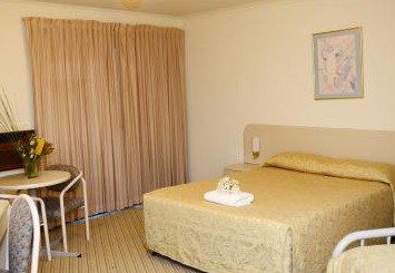 Motel 10 Motor Inn - Taree Accommodation 4