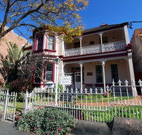 Alishan International Guesthouse - Taree Accommodation