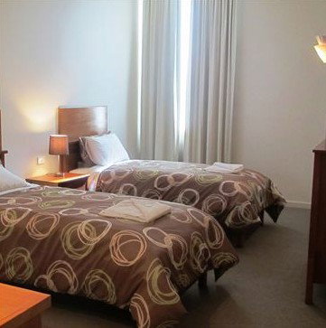 The Plough Hotel - Taree Accommodation 1