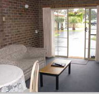 Southern Cross Holiday Apartments - Taree Accommodation