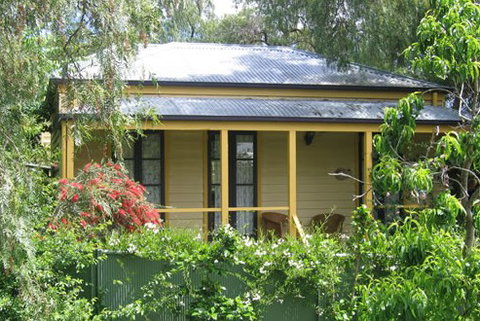 Bendigo Cottages - Taree Accommodation 0
