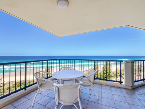 AA Oceana On Broadbeach - Taree Accommodation 15