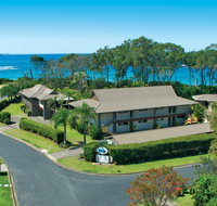 Absolute Beachfront Smugglers on the Beach - Taree Accommodation