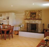 Sherwood Cottages Country Retreat - Taree Accommodation