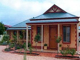 Restawile - Taree Accommodation 0