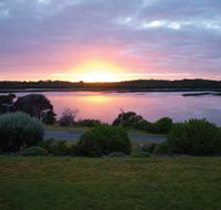 Lake View Apartments - Taree Accommodation