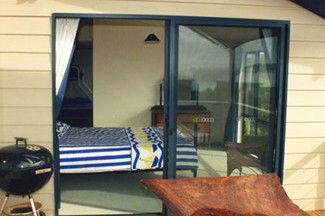 Saar Beach House - Taree Accommodation 2