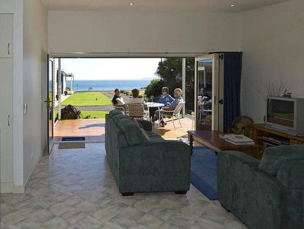 SeaShells Penneshaw - Taree Accommodation 2