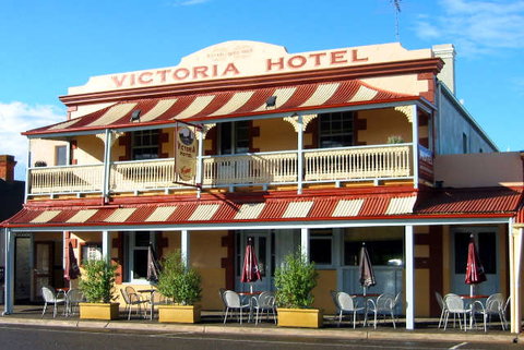 Victoria Hotel - Strathalbyn - Taree Accommodation 1