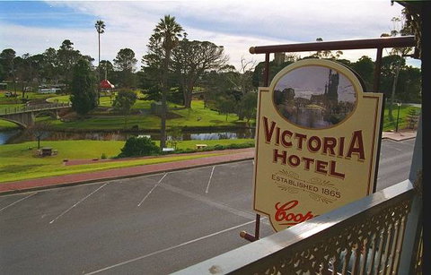 Victoria Hotel - Strathalbyn - Taree Accommodation 4