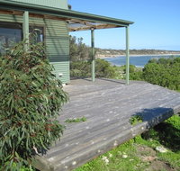 Wallaby Beach House - Taree Accommodation
