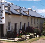 Lythgos Row of Romantic Cottages - Taree Accommodation
