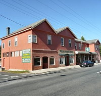 Mole Creek Hotel - Taree Accommodation