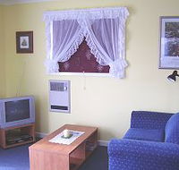 Westbury Brook Cottage - Taree Accommodation
