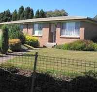 Sheffield Pioneer Holiday Units - Taree Accommodation