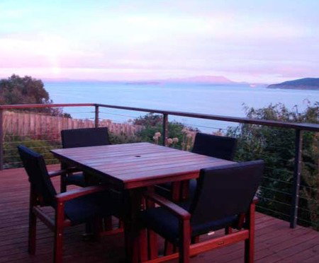 Larus Waterfront Cottage - Taree Accommodation 2