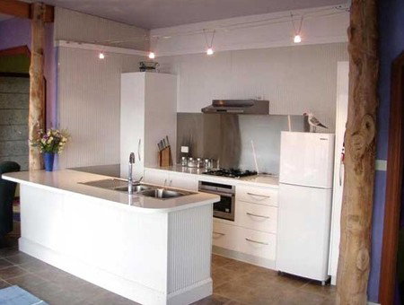 Larus Waterfront Cottage - Taree Accommodation 4