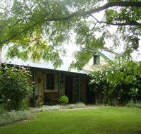 Laurel Cottage - Taree Accommodation