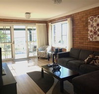 The Beach Retreat - Taree Accommodation