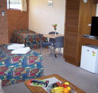 Colonial Motor Inn Pambula - Taree Accommodation