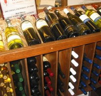 Warrenmang Vineyard  Resort - Taree Accommodation