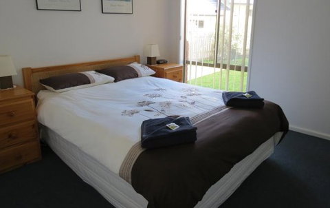 AnchorBell Holiday Apartments - Taree Accommodation 4