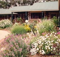 Red Gum Lagoon Cottages - Taree Accommodation