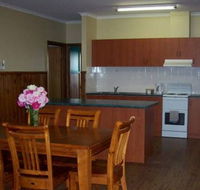 Riverland Holiday Cottage - Taree Accommodation