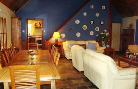 Bonn Abbey - Taree Accommodation 3