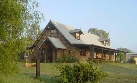 Bonn Abbey - Taree Accommodation 5