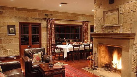 Capers Guesthouse And Cottage - Taree Accommodation 3