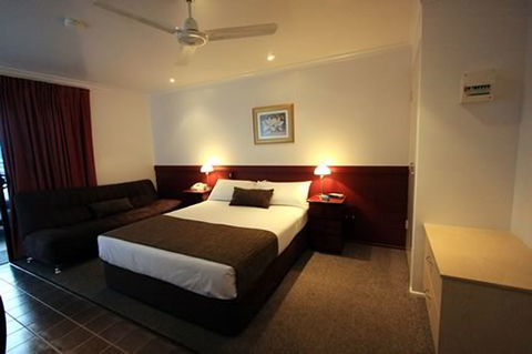 Xenia Central Studio Accommodation - Taree Accommodation 1