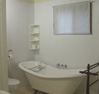 Cosy Cottage - Holiday Home - Taree Accommodation