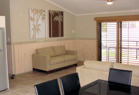 Gold Coast Tourist Parks Ocean Beach - Taree Accommodation 4