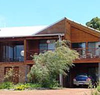 Rainbow House - Taree Accommodation