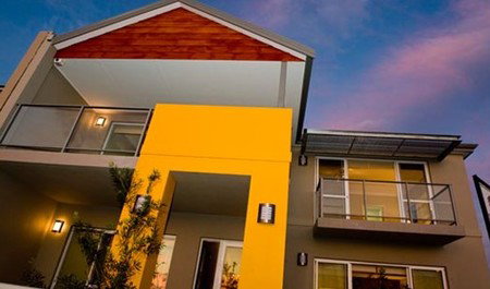 Champion Lakes Accommodation Waterside - Taree Accommodation 0