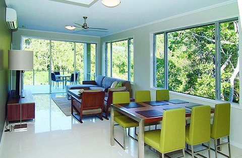 Airlie Summit Apartments - Taree Accommodation 1