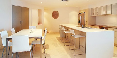 Coral Cove Apartments - Taree Accommodation 1