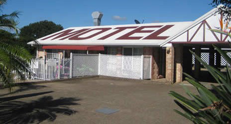 Beenleigh Village Motel - Taree Accommodation 0