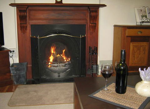 Amalie Cottage Waikerie - Taree Accommodation 1