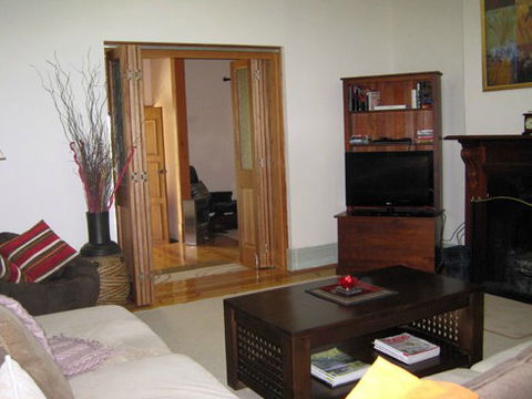 Amalie Cottage Waikerie - Taree Accommodation 3