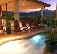 The Summit Rainforest Retreat - Taree Accommodation