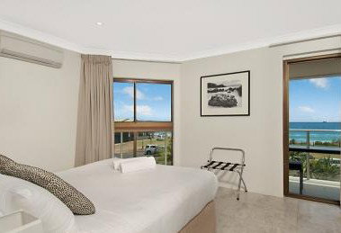 Bayview Beachfront Apartments - Taree Accommodation 1
